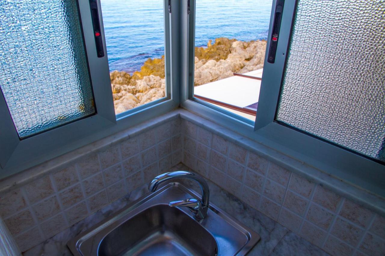 Diana Studio Apartment Cefalu Luaran gambar